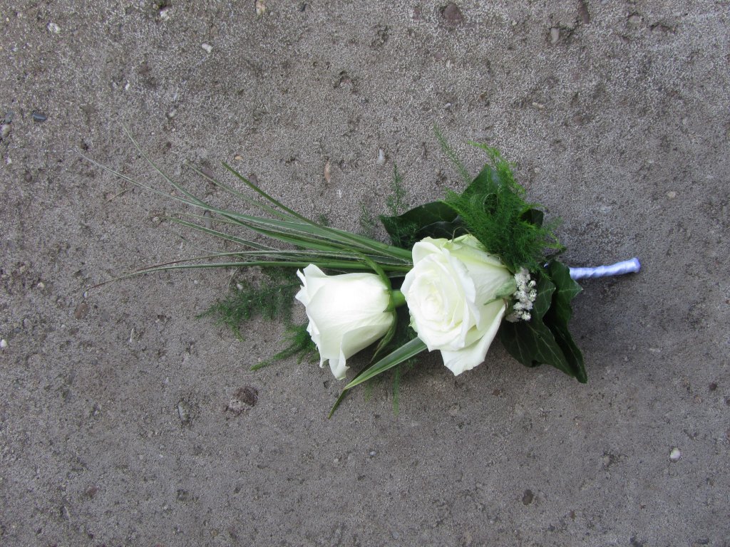 VO-014 | Damescorsage - op draad  